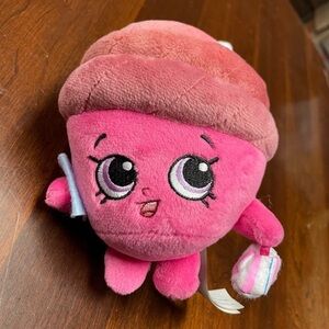 SHOPKINS Mary Wishes Cupcake 6" Plush Stuffed Toy EUC Season 4 Plushie